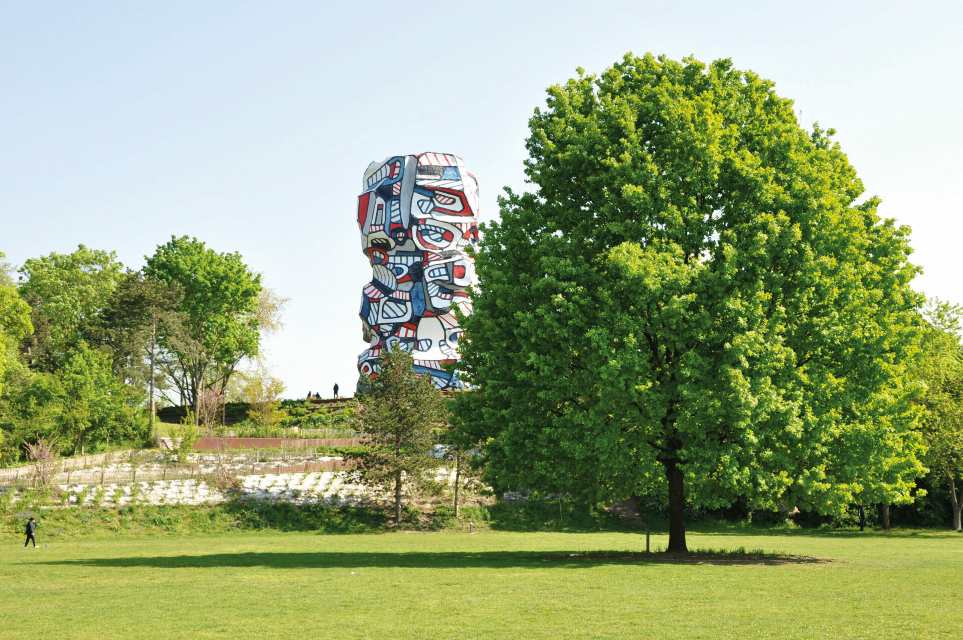 Parc arboré et espaces verts entretenus